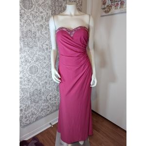 Xcite Fuschia Prom Beaded Sequin Sweetheart Strapless Tags: Barbiecore Dress sz8